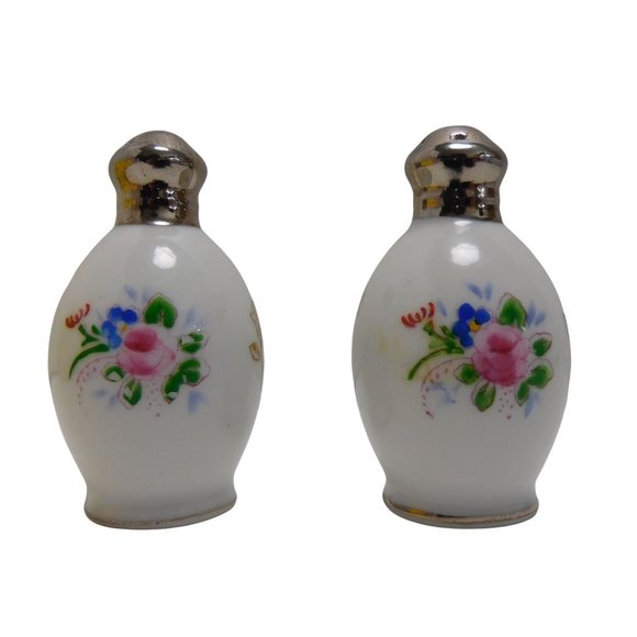 Salt & Pepper Shaker Set Flower Pattern Approx 1-1/2"x 2-3/4" - Picture 3 of 6